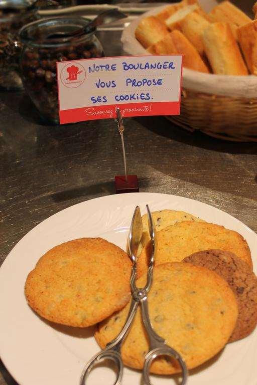 Brit Hotel Les Evens Saint-Saturnin (Sarthe) Restaurante foto